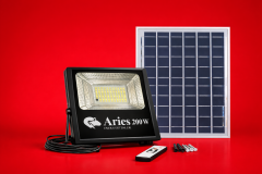 200W  Güneş Enerjili Paneli Ayrı Profesyonel Projektör