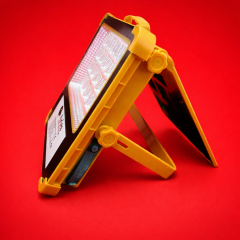 GÜNEŞ ENERJİLİ PROFESYONEL 900W PROJEKTÖR