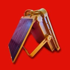 GÜNEŞ ENERJİLİ PROFESYONEL 900W PROJEKTÖR